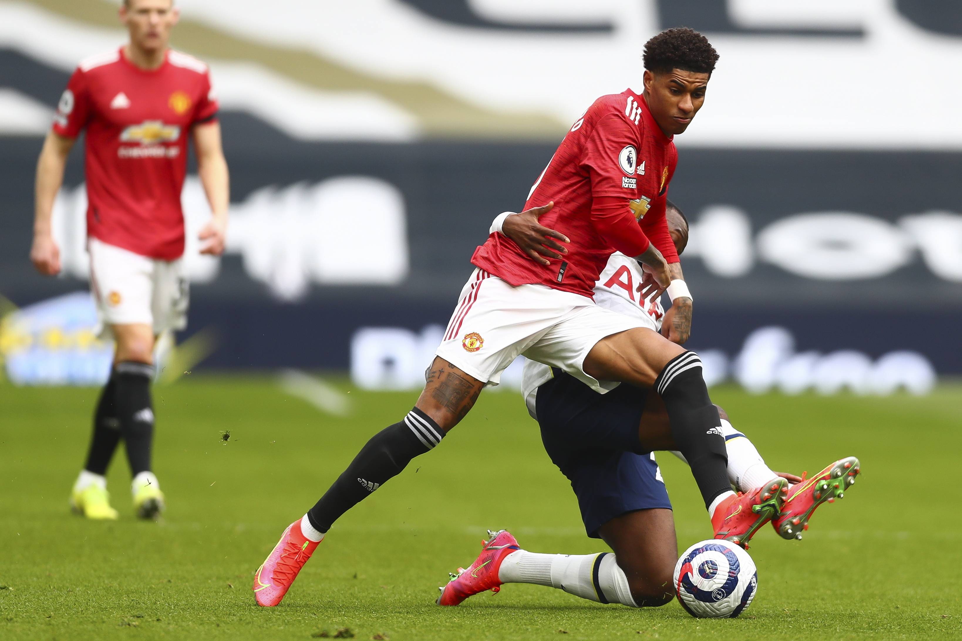 析在现代足 析在现代足